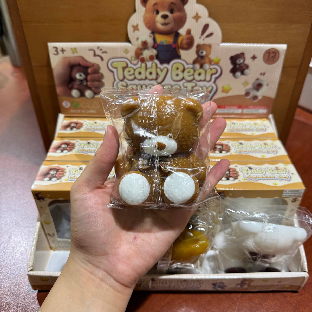 Taba Gummy Bow Tie Teddy Bear | A067