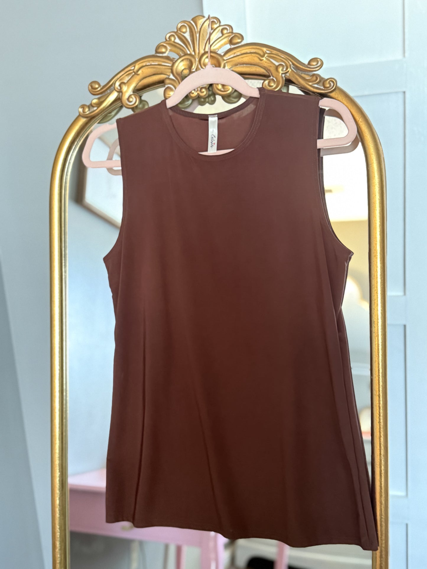 Sleeveless Undershirt