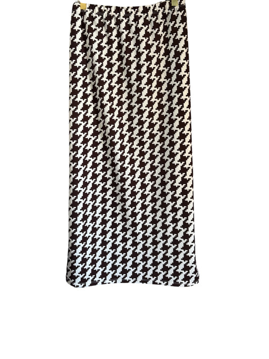 Brown/Ivory Houndstooth Skirt 36in